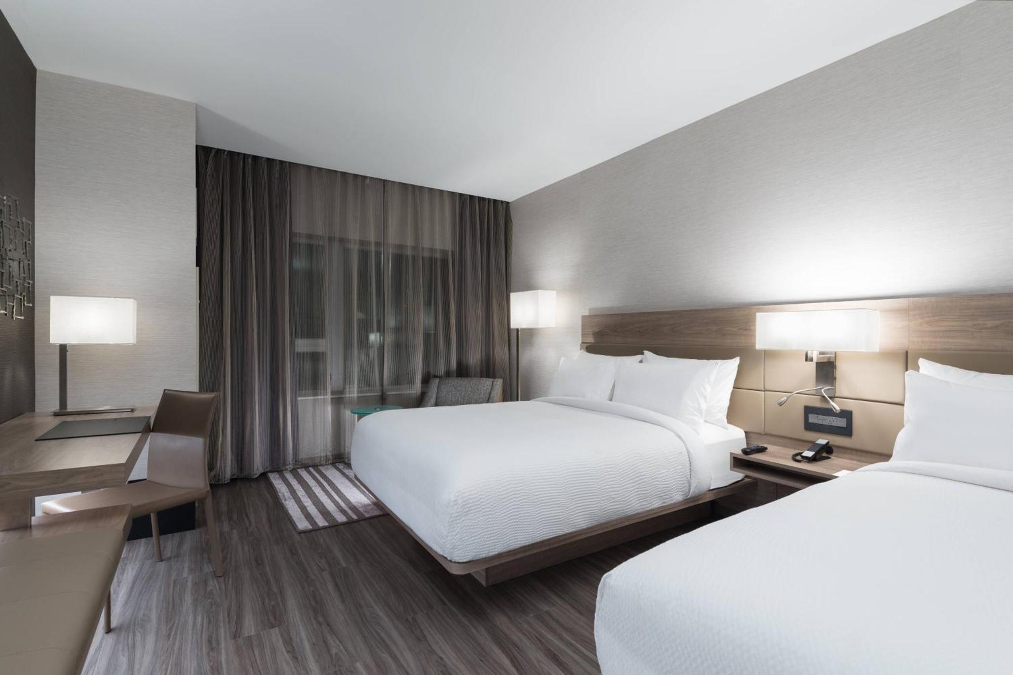Ac Hotel By Marriott Boston North Medford Exterior foto